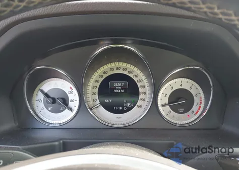 2014 Mercedes-Benz Glk 350 4Matic z USA, uszkodzony, nr VIN WDCGG8JB8EG255559